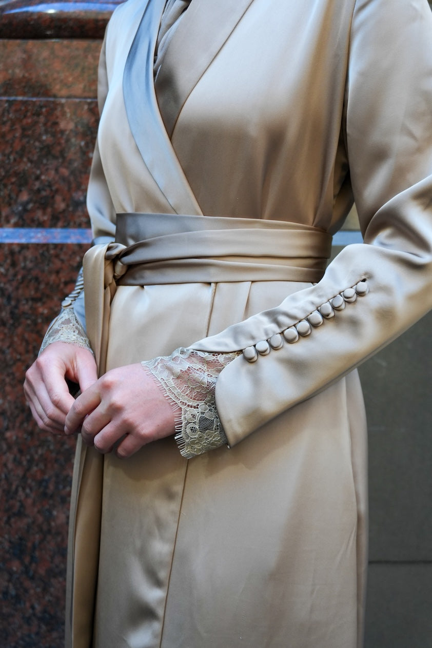 Luxe Lace Abaya - Soft Taupe