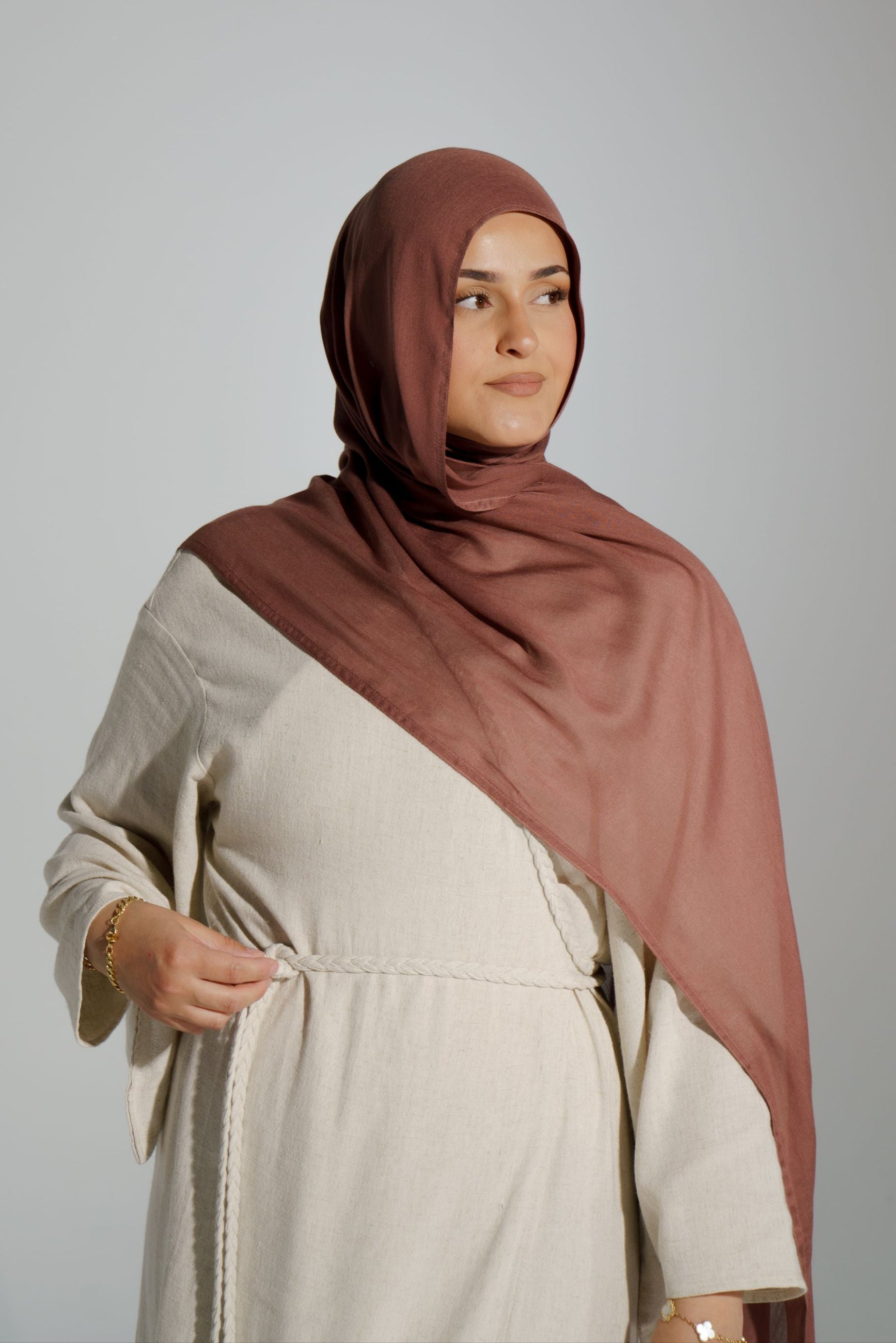 modal hijab